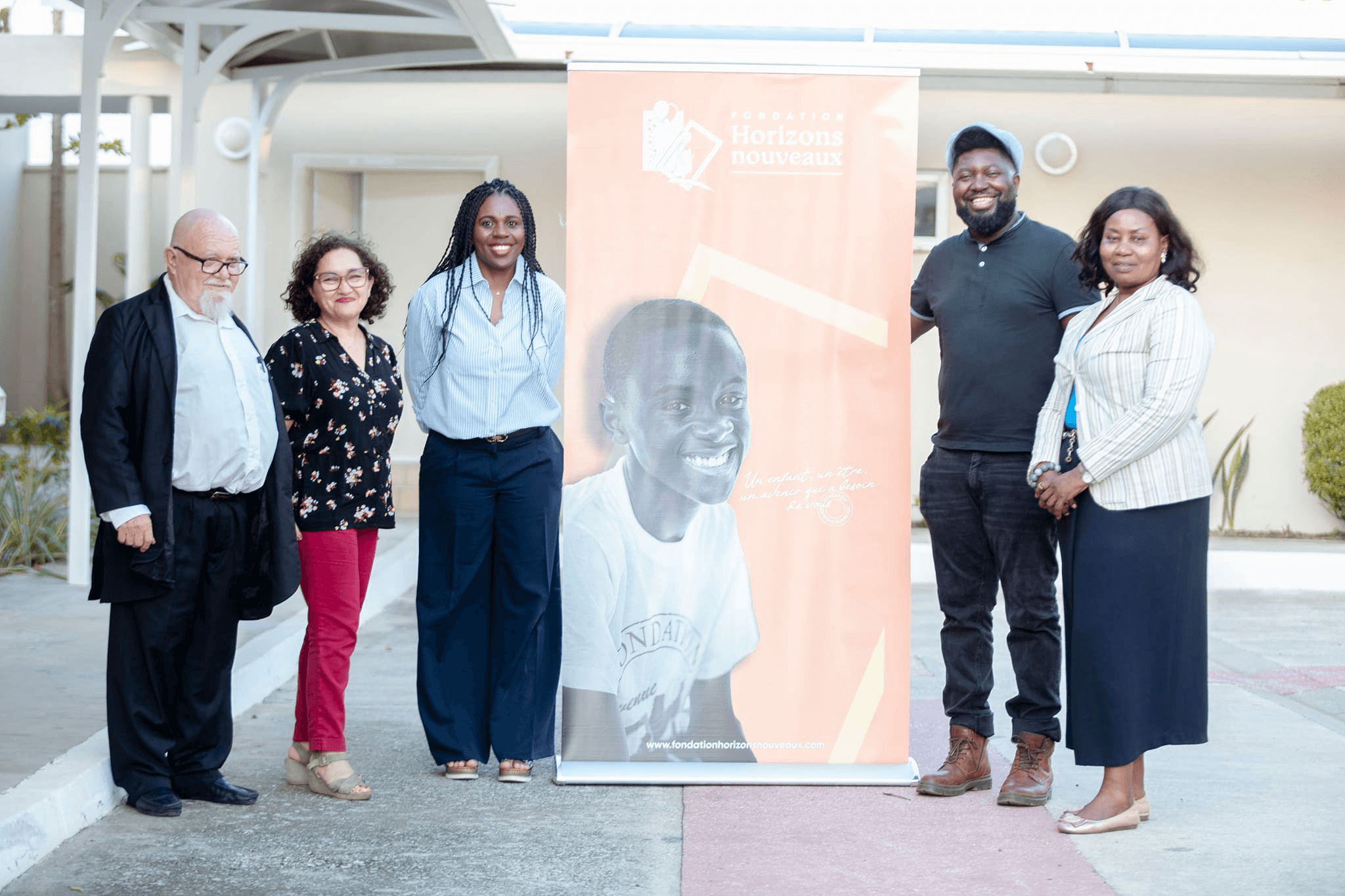 Lire la suite à propos de l’article Rencontre entre le Ministère de L’éducation Nationale Et la Fondation Horizons Nouveaux